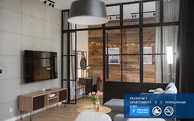 Premium Apartment With Free Private Parking